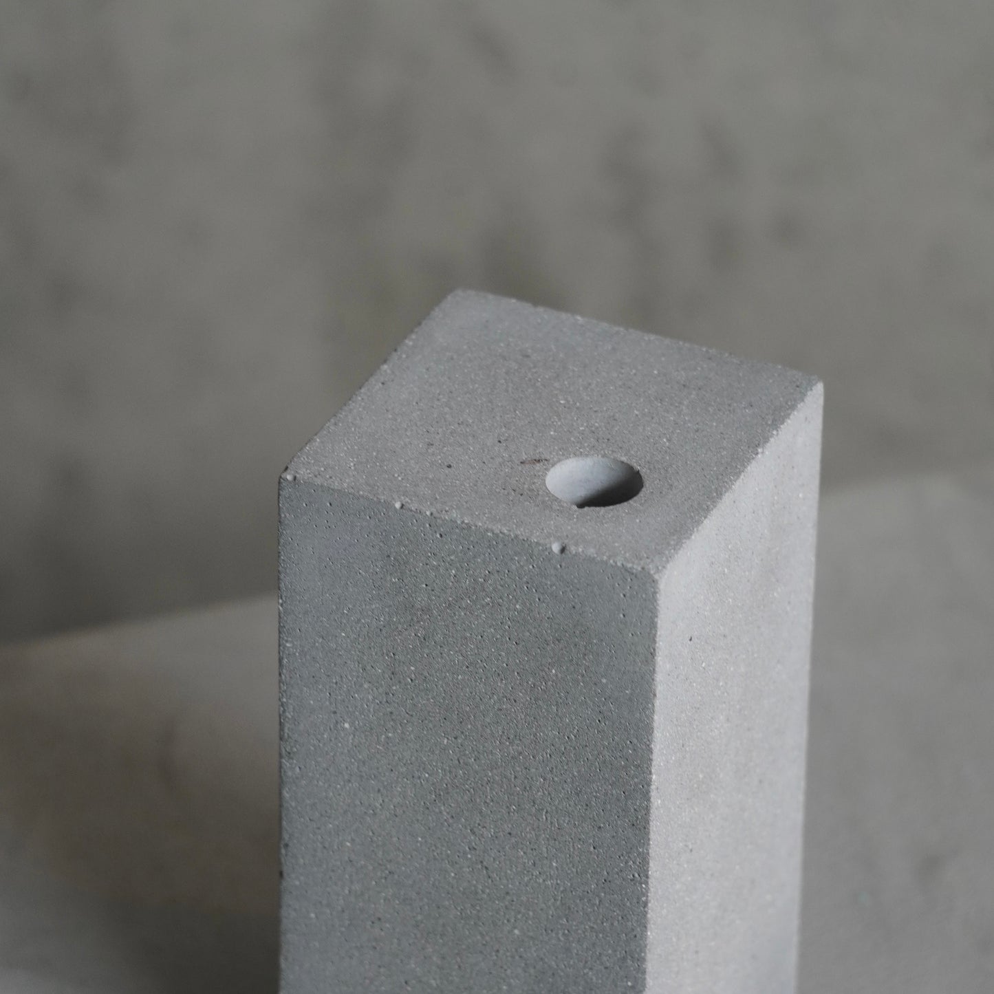 Concrete Flower Vase Vertical