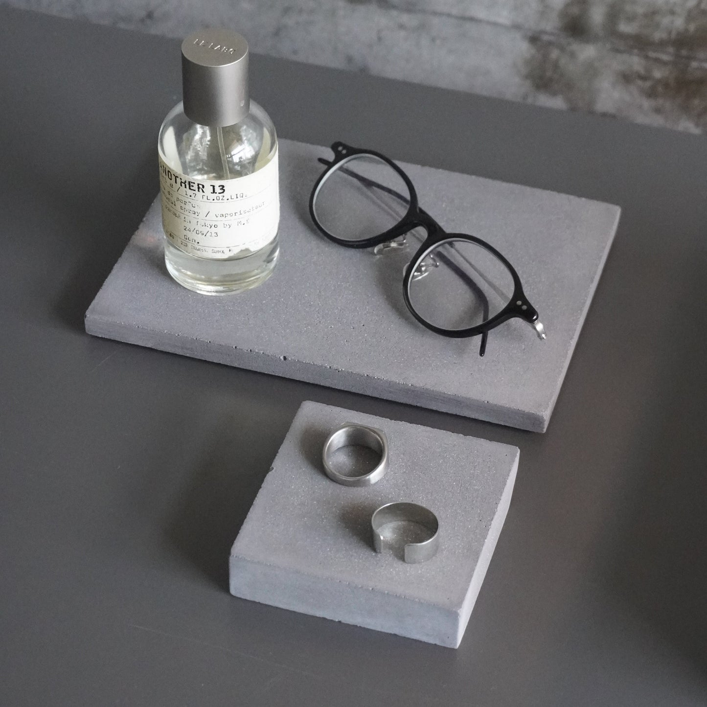 NEW ARRIVAL / Concrete Plate #2