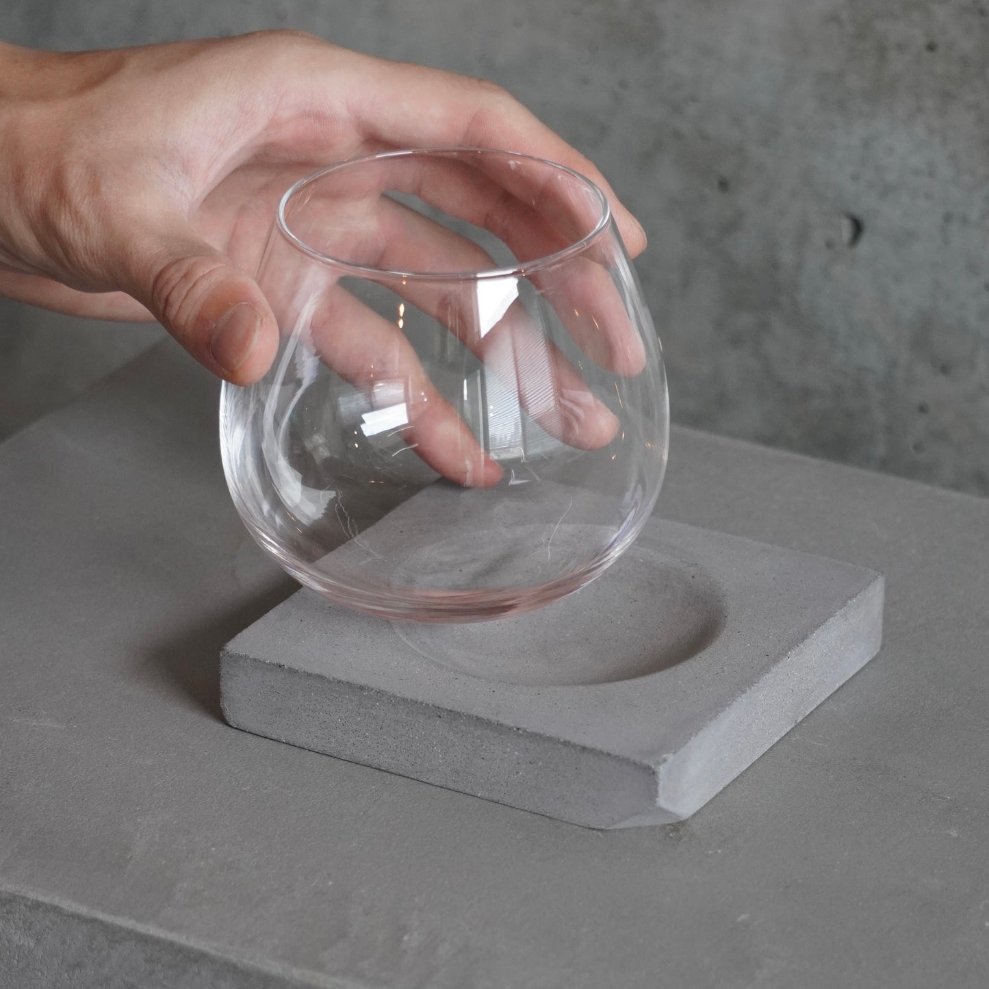 【受注販売】 Concrete Glass Stand / 2Glasses
