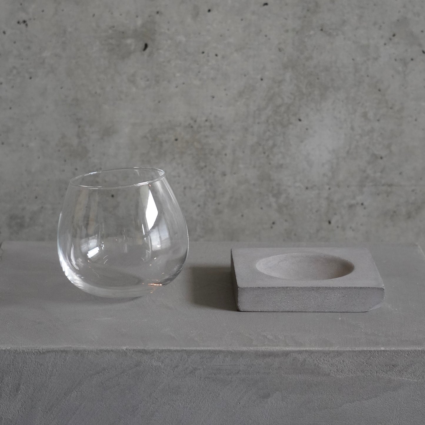 【受注販売】 Concrete Glass Stand / 2Glasses