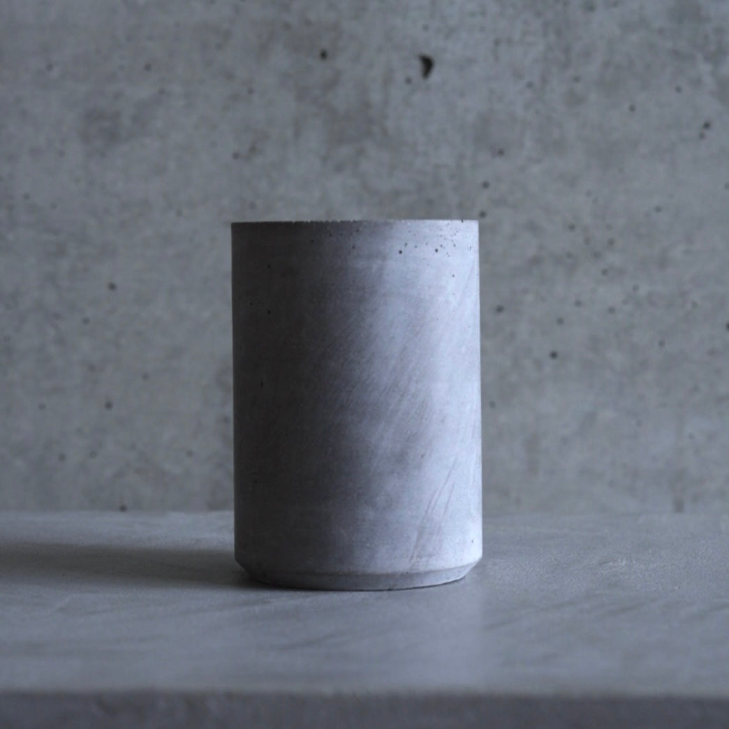 Concrete Mulch Stand