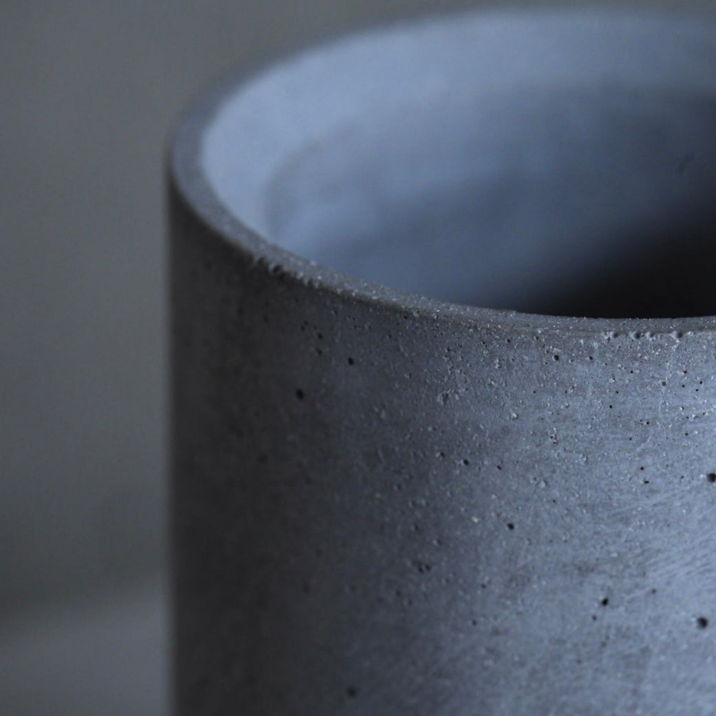 Concrete Mulch Stand