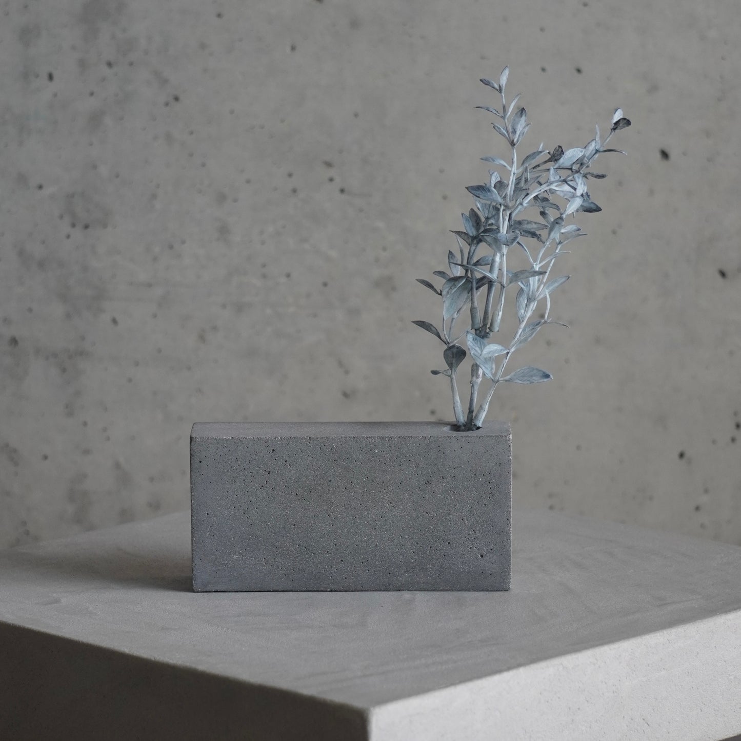 Concrete Flower Vase Thick