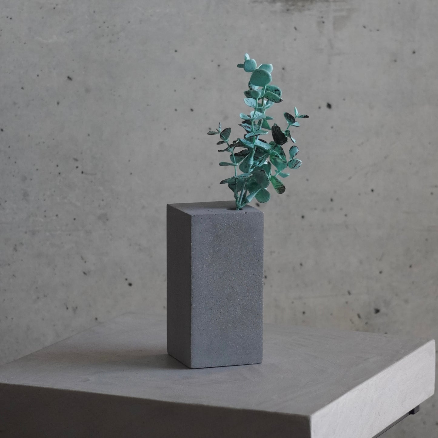 Concrete Flower Vase Vertical