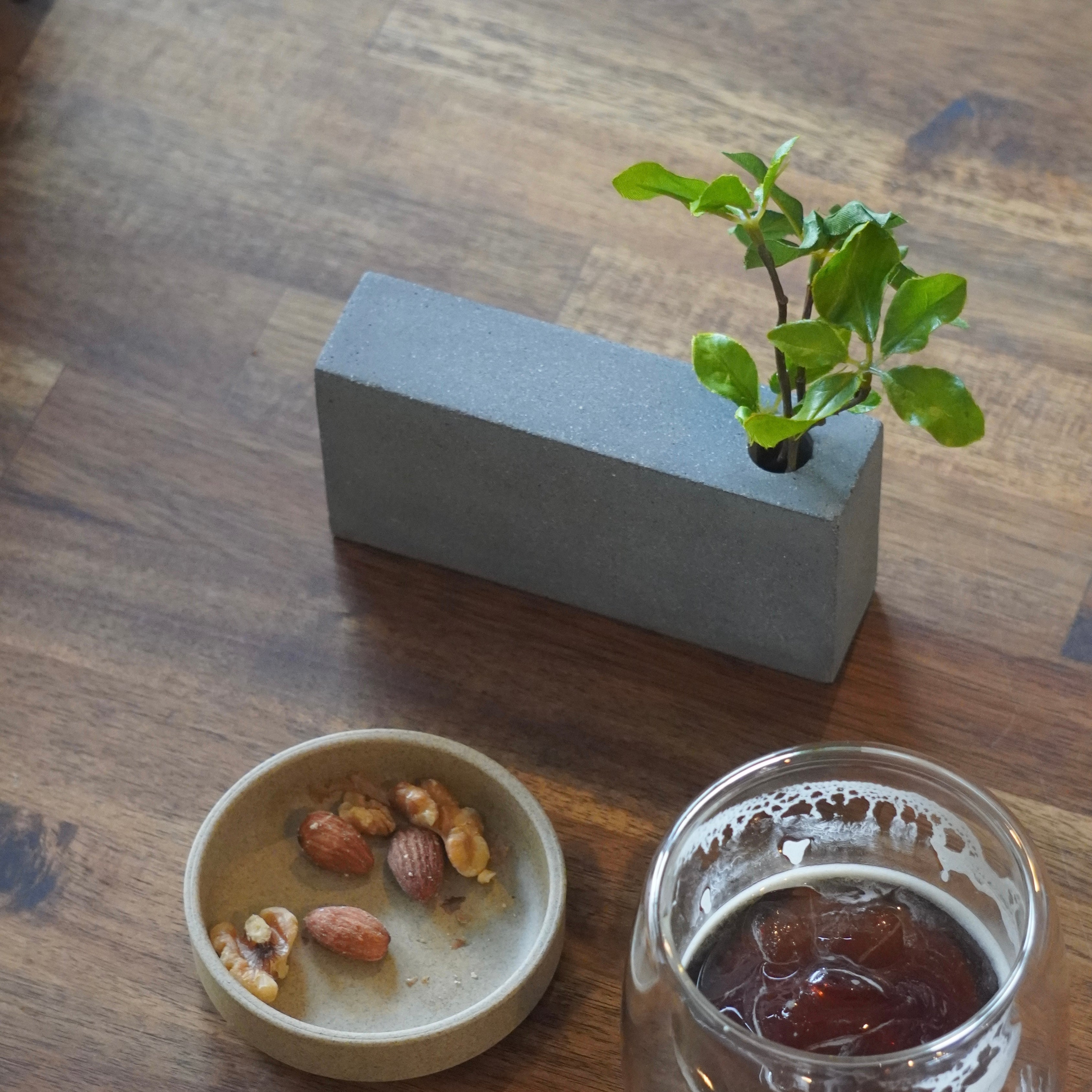 monolith concrete flower vase & コースターセット monolith concrete flower vase & コースターセット Concrete