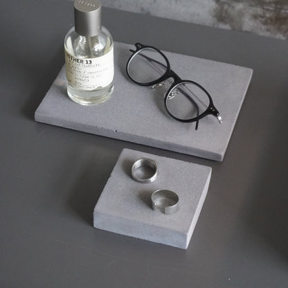 NEW ARRIVAL / Concrete Plate #1