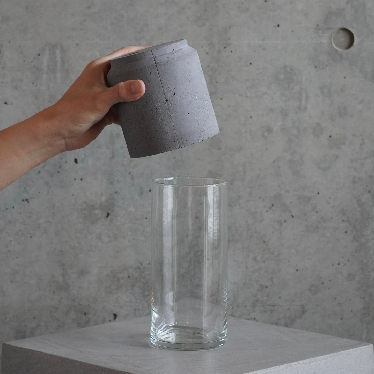 NEW ARRIVAL / Glass Flower Vase