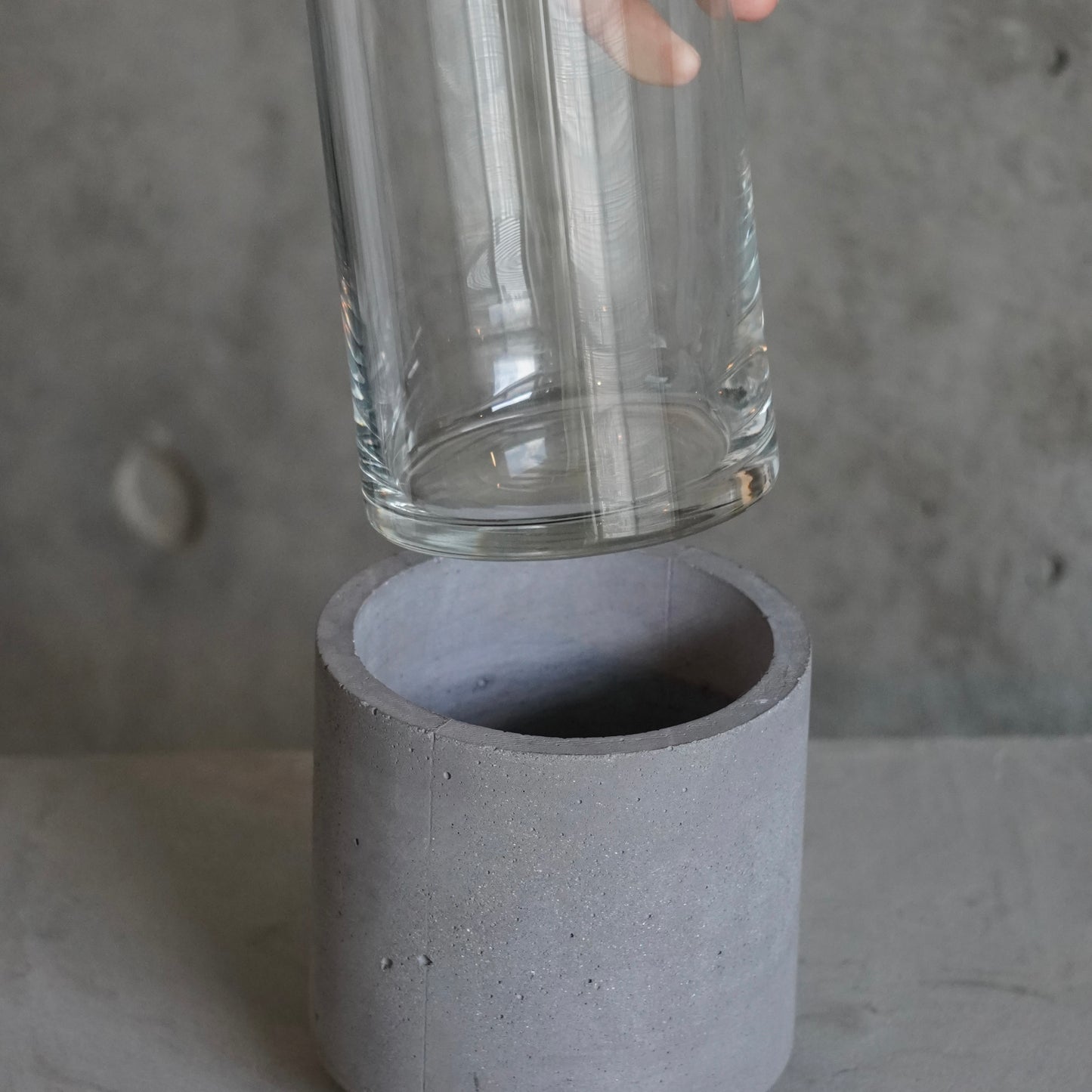 NEW ARRIVAL / Glass Flower Vase