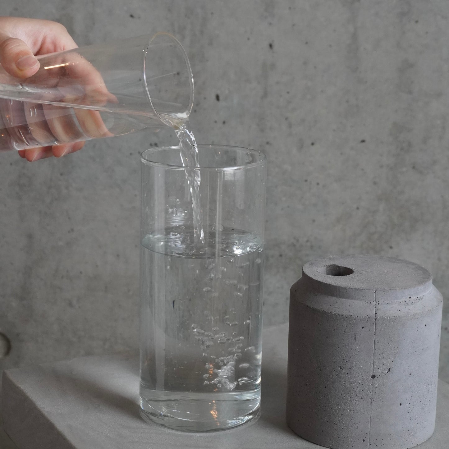 NEW ARRIVAL / Glass Flower Vase