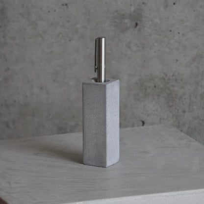 NEW ARRIVAL / Concrete PenStand The Single