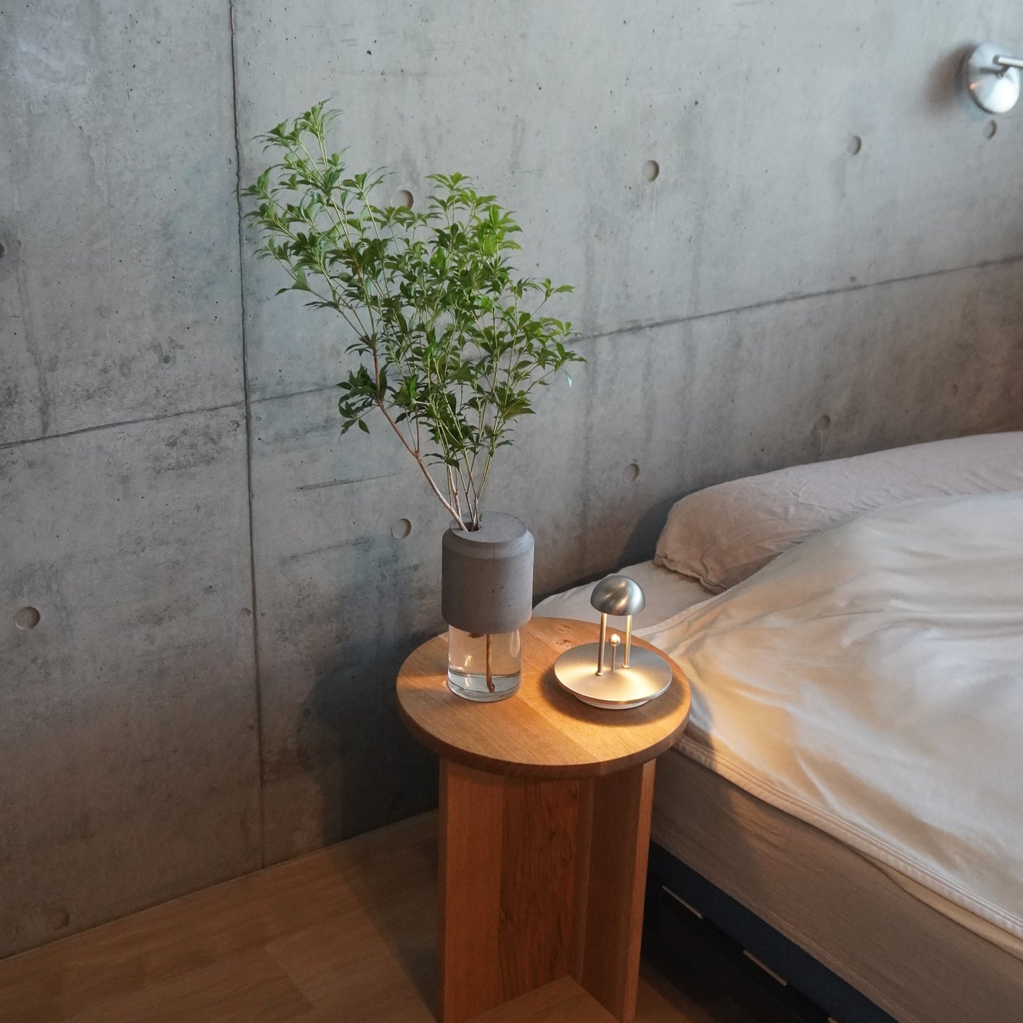NEW ARRIVAL / Glass Flower Vase